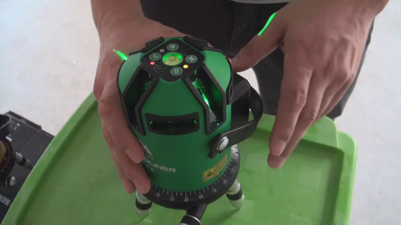 Обзор лазерного уровня ADA 6D Servoliner GREEN